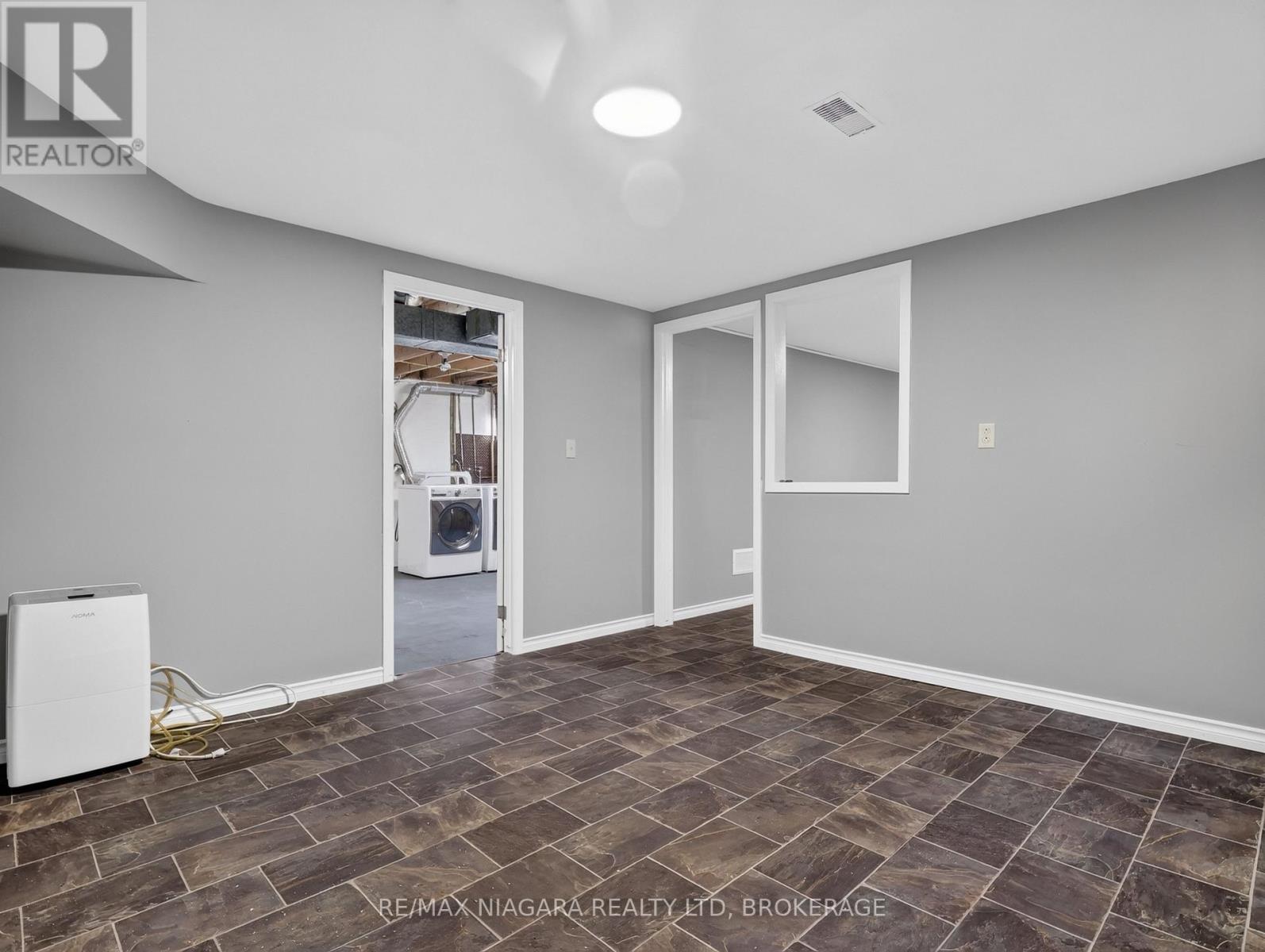 82 Regent Drive, St. Catharines, Ontario  L2M 3L7 - Photo 43 - X13836354
