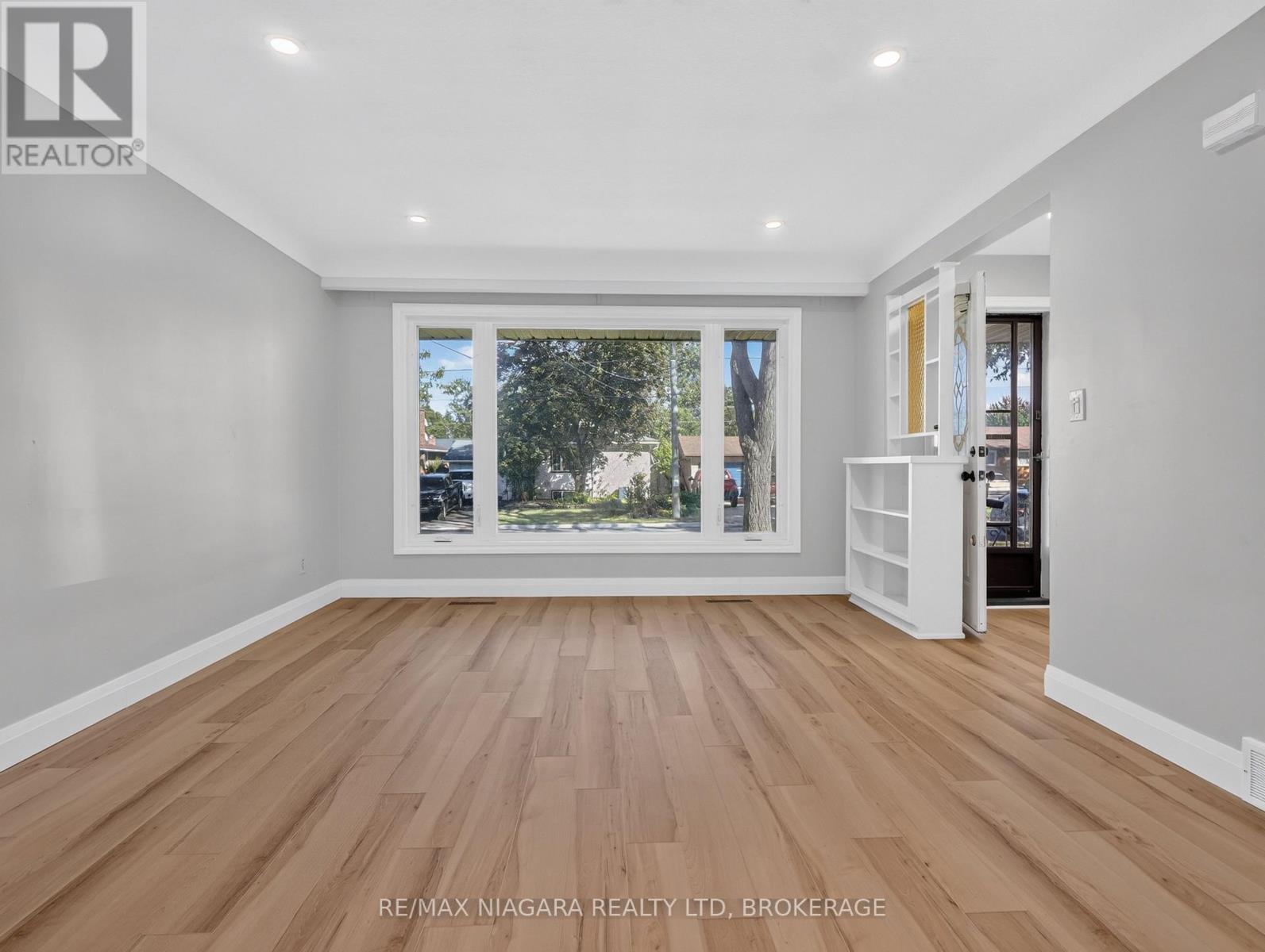 82 Regent Drive, St. Catharines, Ontario  L2M 3L7 - Photo 9 - X13836354