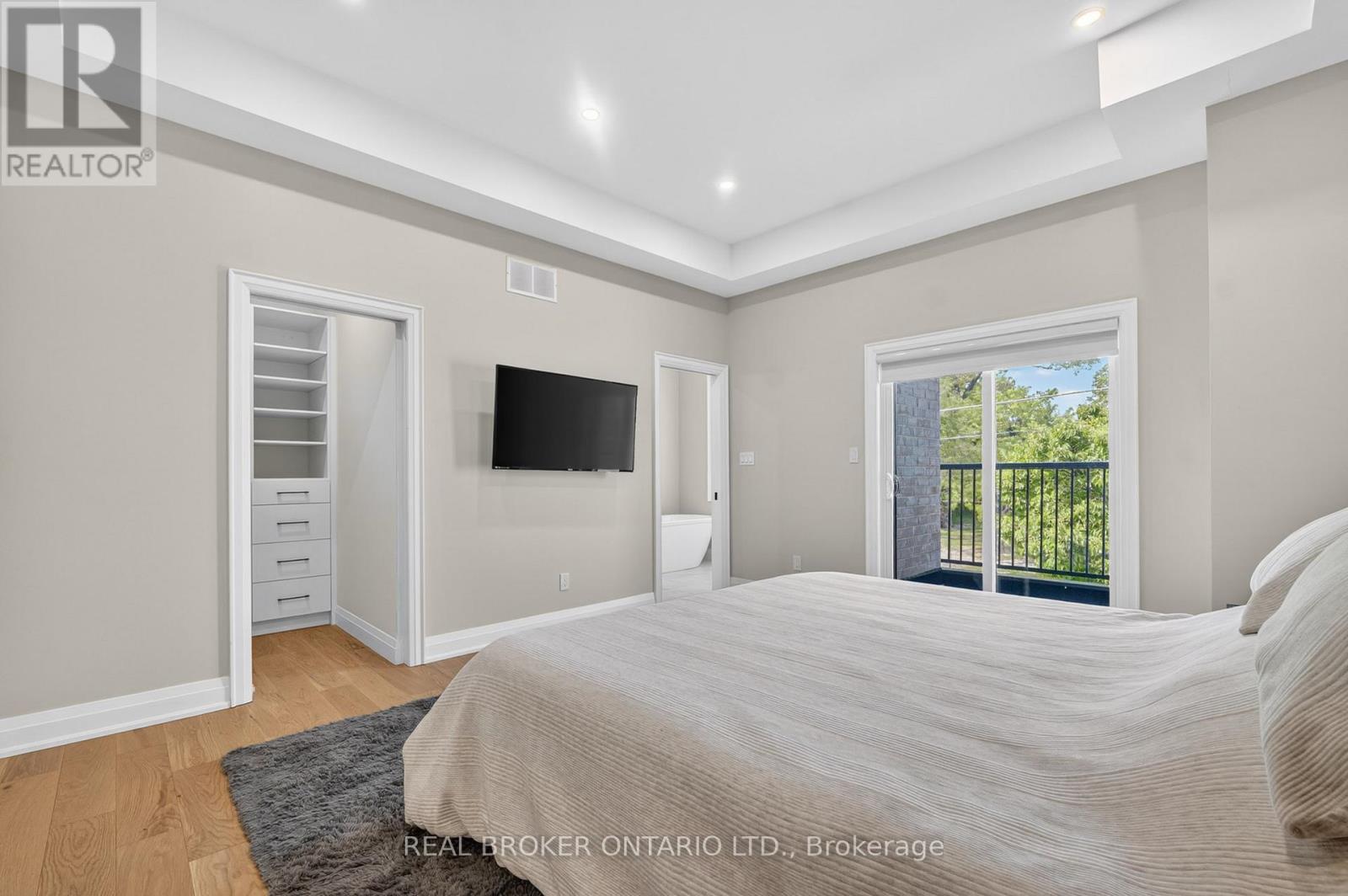 5 Marina Avenue, Toronto, Ontario  M8W 1J8 - Photo 30 - W13422802