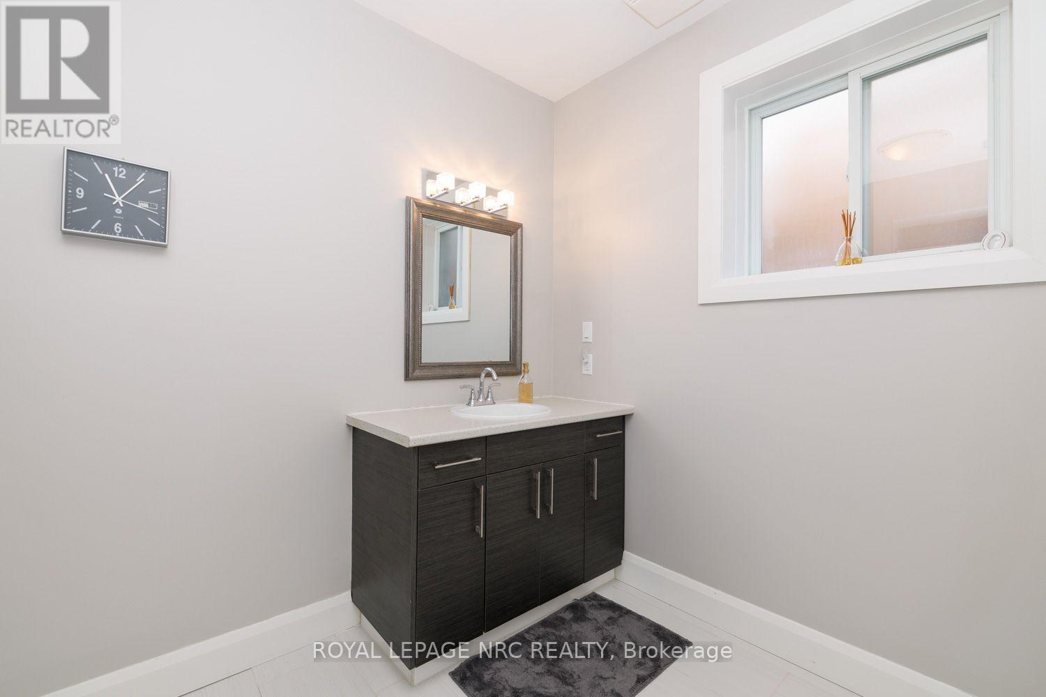 8057 Citation Road, Niagara Falls, Ontario  L2H 3E5 - Photo 30 - X13836562