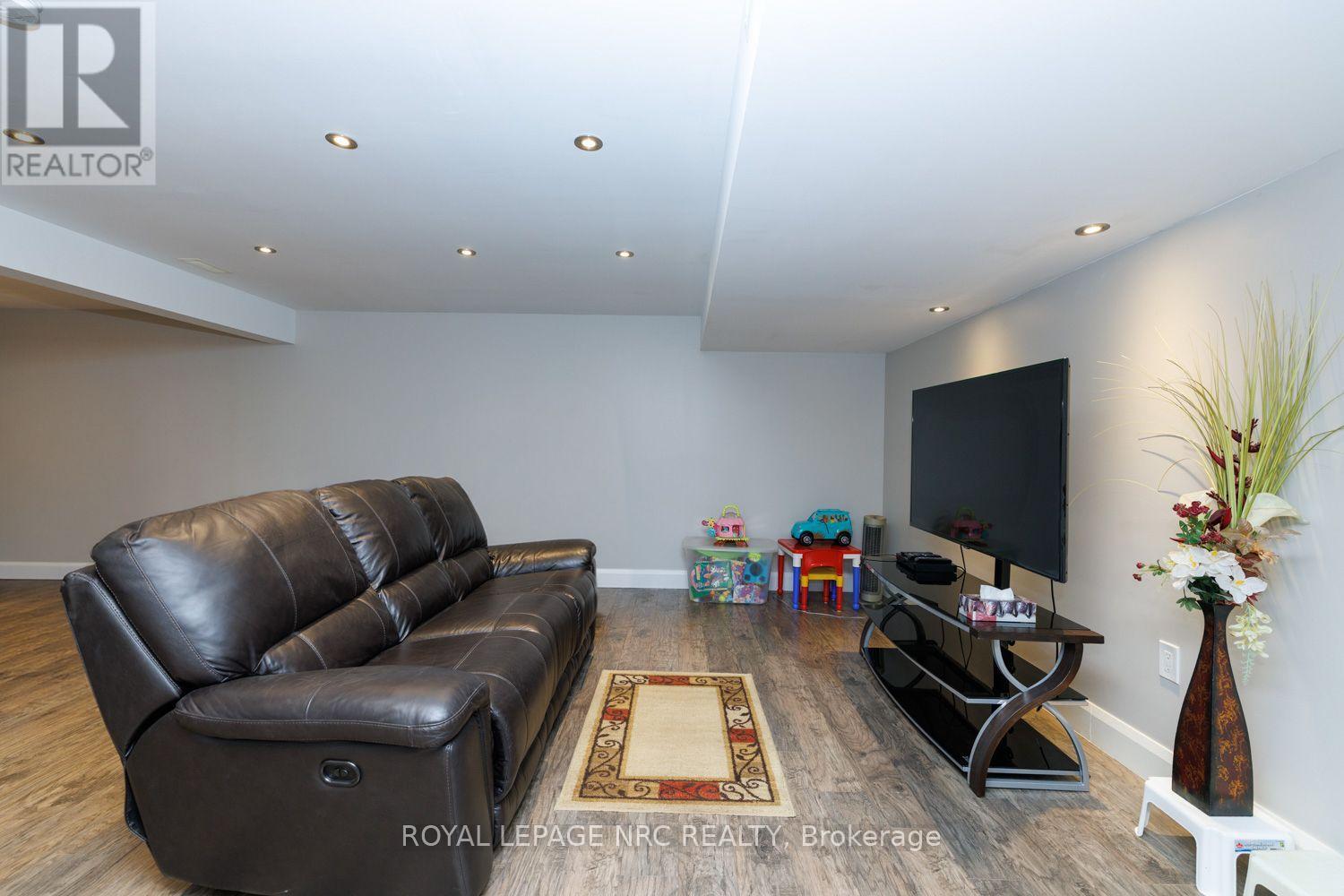 8057 Citation Road, Niagara Falls, Ontario  L2H 3E5 - Photo 33 - X13836562
