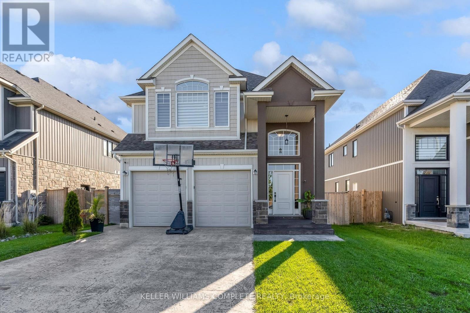 1208 HANSLER ROAD, Thorold, Ontario