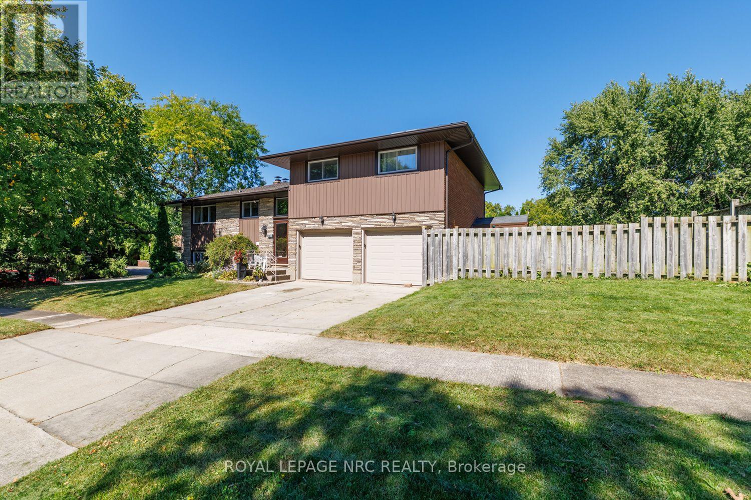 2 Glenbrae Avenue, St. Catharines, Ontario  L2T 1V1 - Photo 2 - X13836940