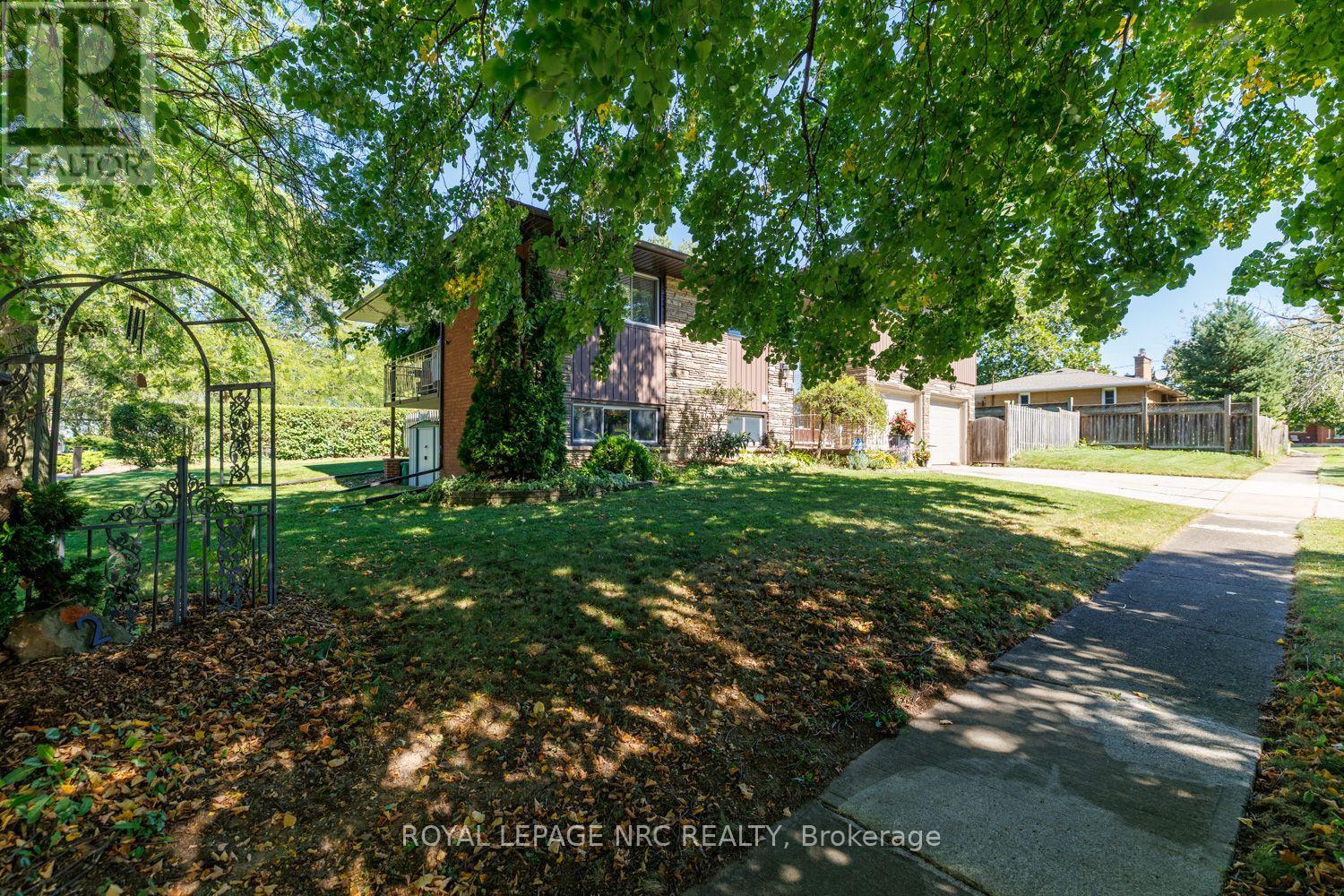 2 Glenbrae Avenue, St. Catharines, Ontario  L2T 1V1 - Photo 4 - X13836940