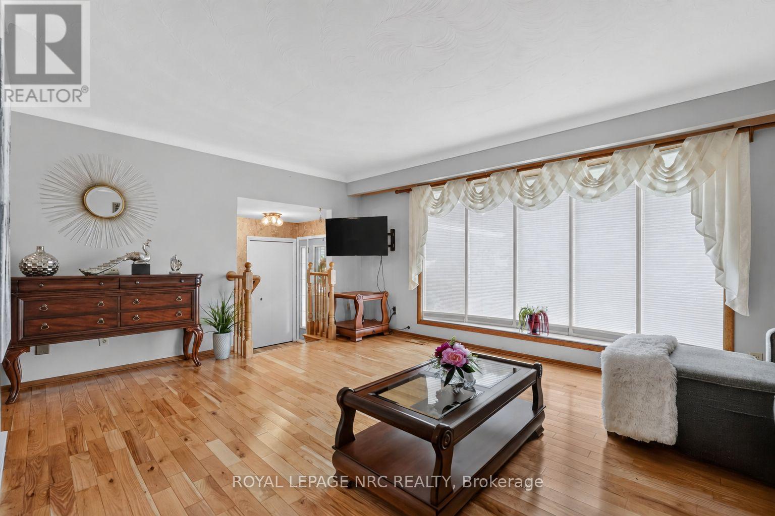 20 Jessica Drive, St. Catharines, Ontario  L2M 6V7 - Photo 7 - X13837036