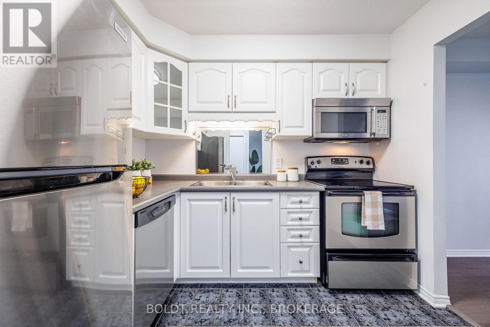 812 - 81 Scott Street, St. Catharines, Ontario  L2N 7L5 - Photo 20 - X13837366