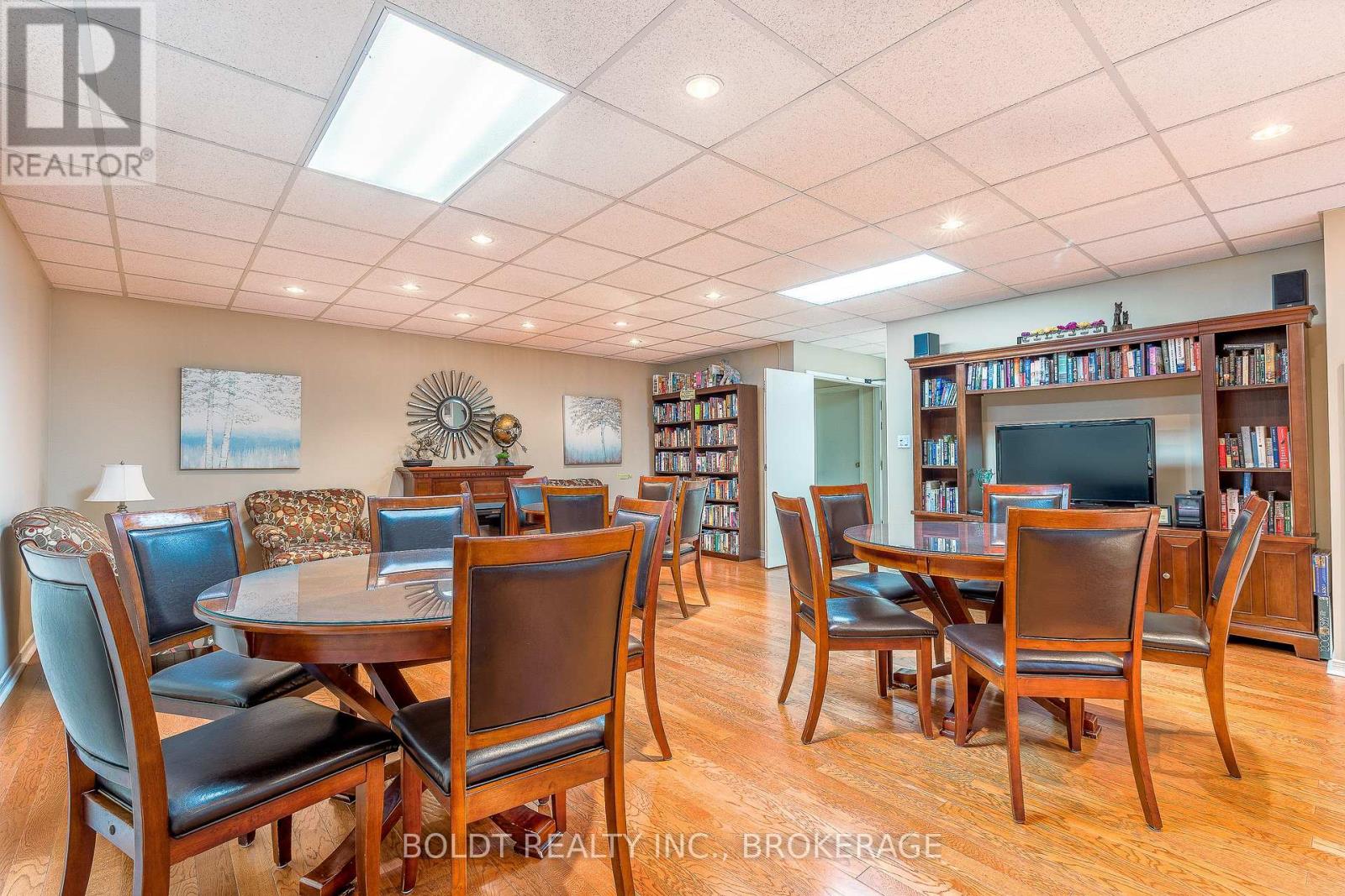 812 - 81 Scott Street, St. Catharines, Ontario  L2N 7L5 - Photo 34 - X13837366