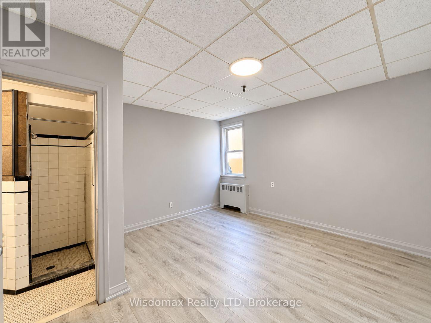 4816 Bridge Street, Niagara Falls, Ontario  L2E 2R9 - Photo 13 - X13837450