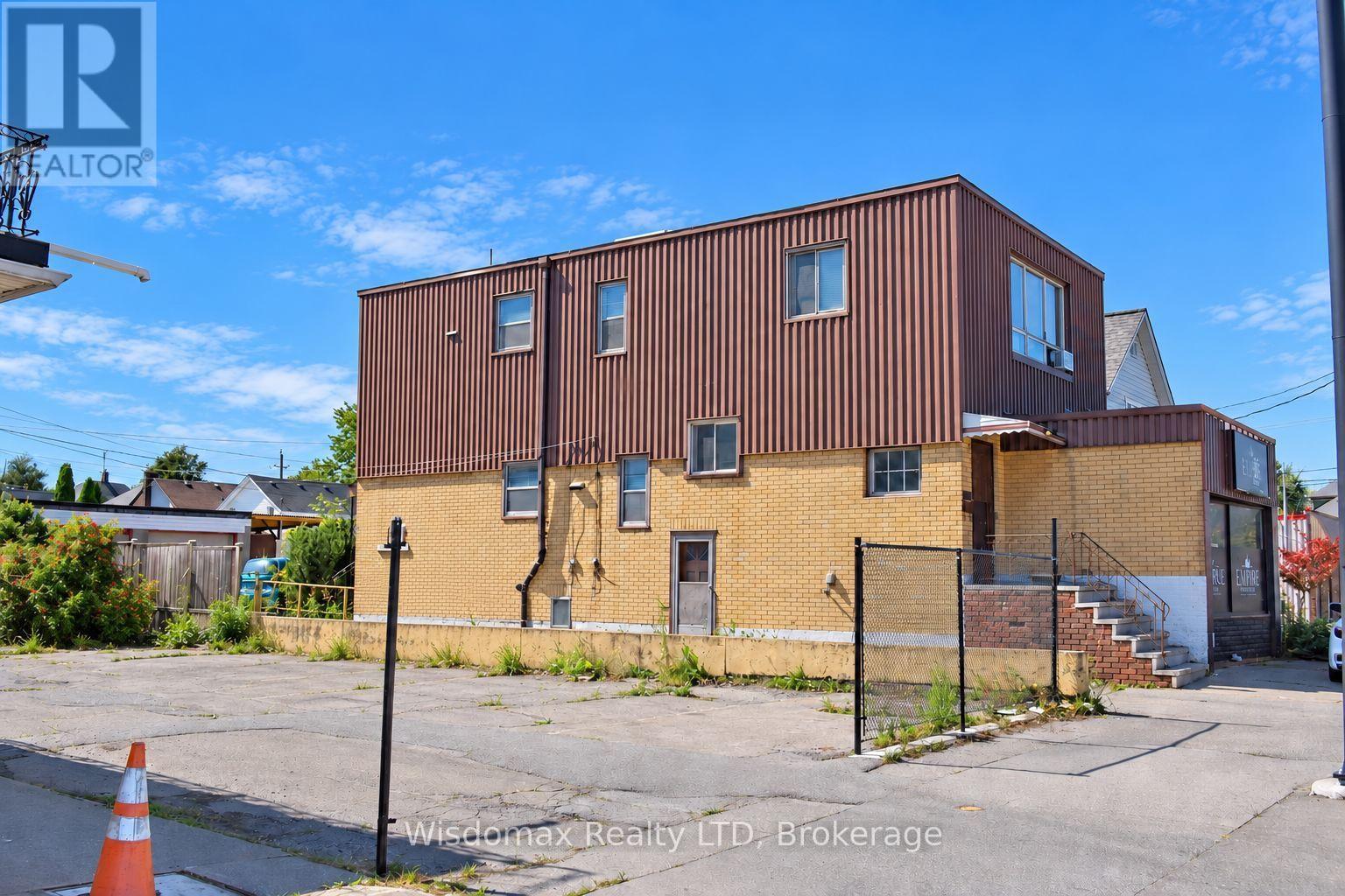 4816 Bridge Street, Niagara Falls, Ontario  L2E 2R9 - Photo 19 - X13837450