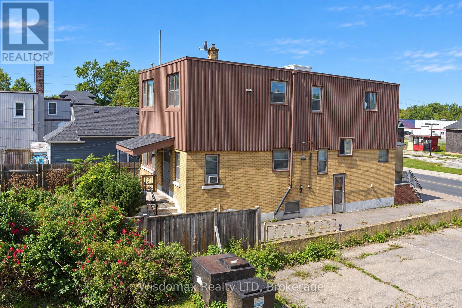 4816 Bridge Street, Niagara Falls, Ontario  L2E 2R9 - Photo 20 - X13837450