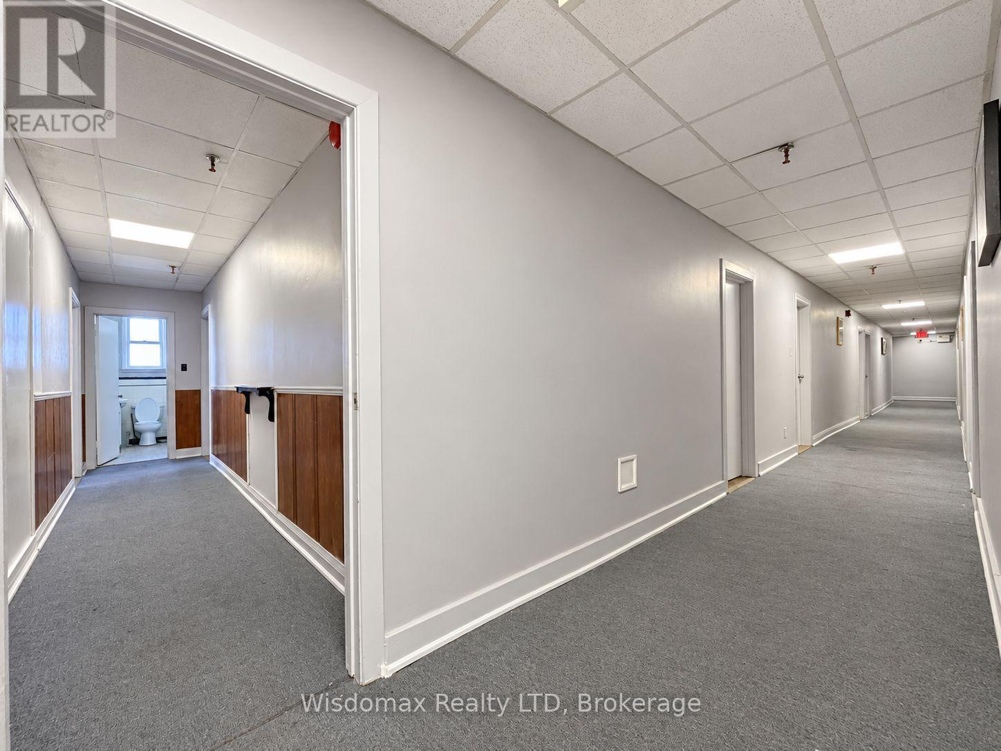 4816 Bridge Street, Niagara Falls, Ontario  L2E 2R9 - Photo 6 - X13837450