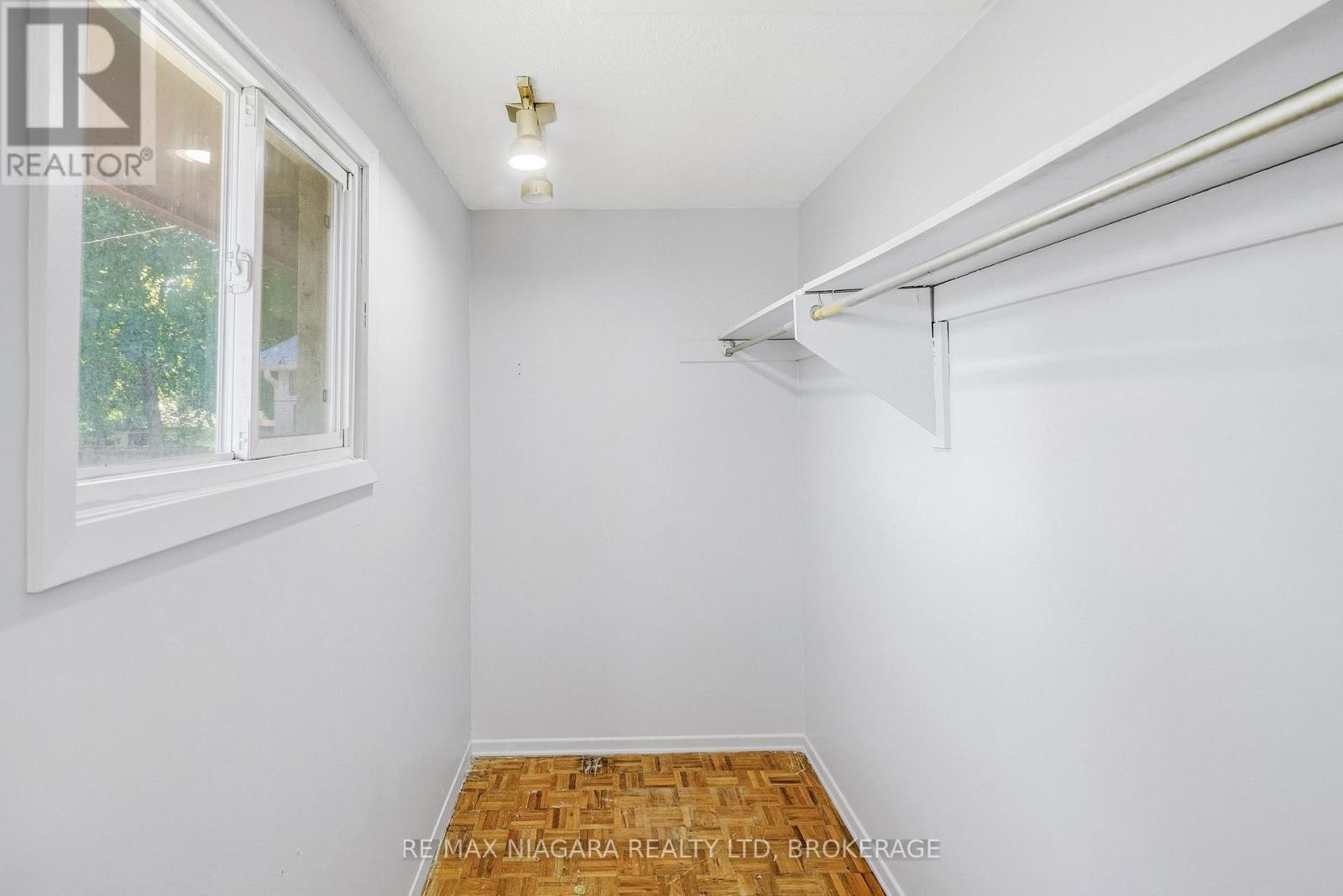 6916 Dolphin Street, Niagara Falls, Ontario  L2E 6Y2 - Photo 22 - X13837726