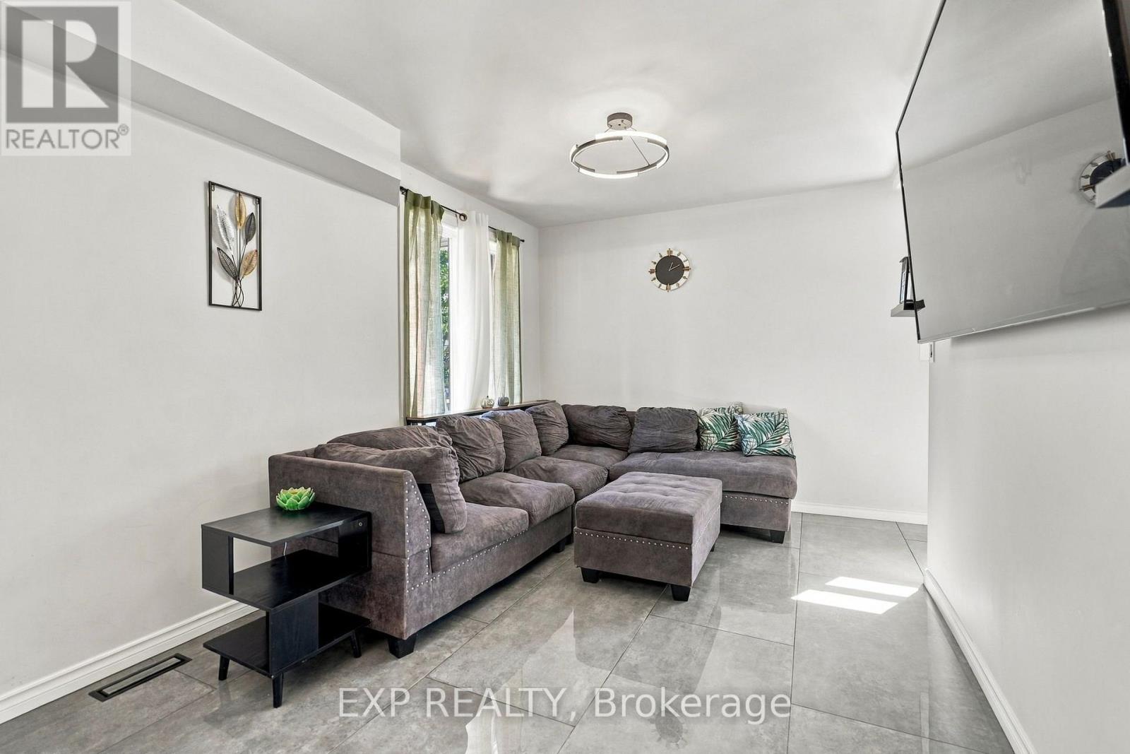 249 Wallace Avenue S, Welland, Ontario  L3B 1R7 - Photo 13 - X13837836