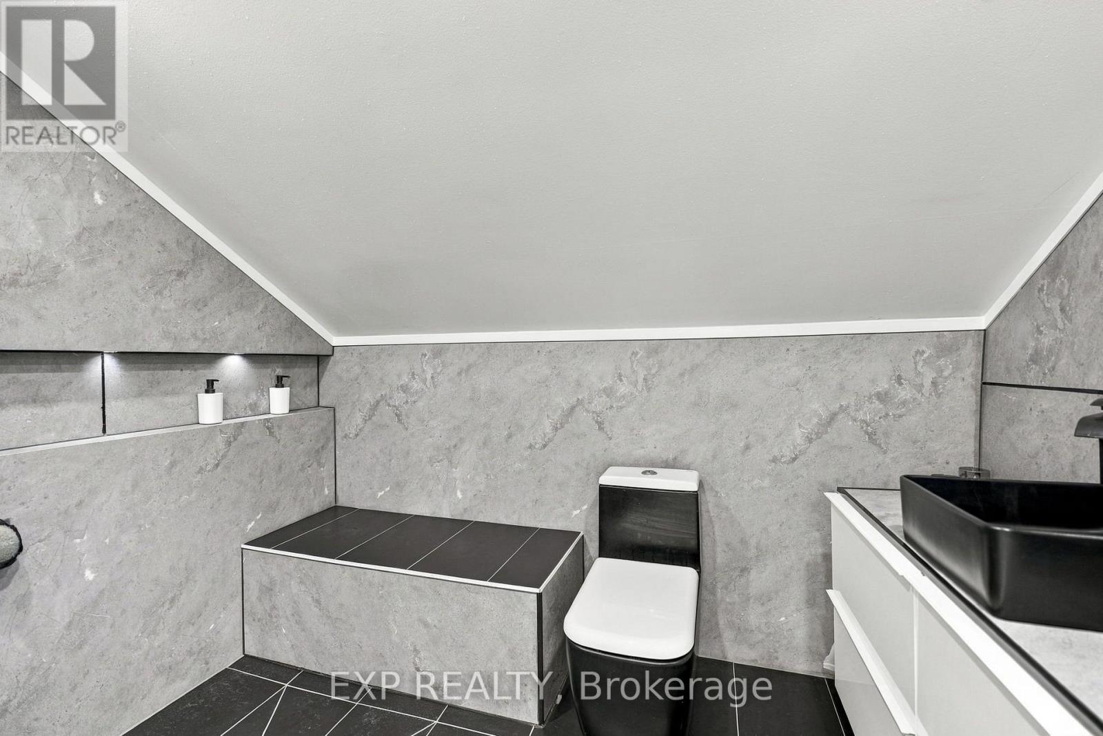 249 Wallace Avenue S, Welland, Ontario  L3B 1R7 - Photo 24 - X13837836