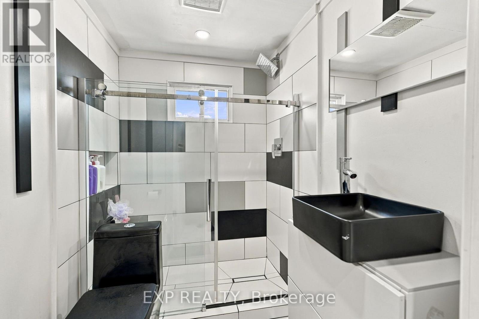 249 Wallace Avenue S, Welland, Ontario  L3B 1R7 - Photo 29 - X13837836