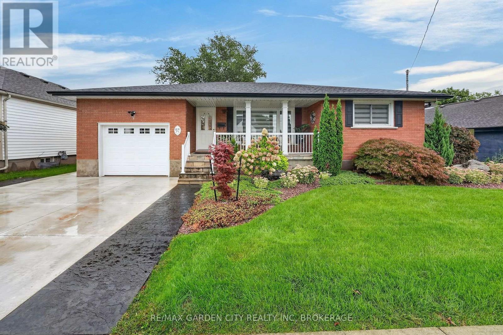 57 ELMWOOD AVENUE, Welland, Ontario