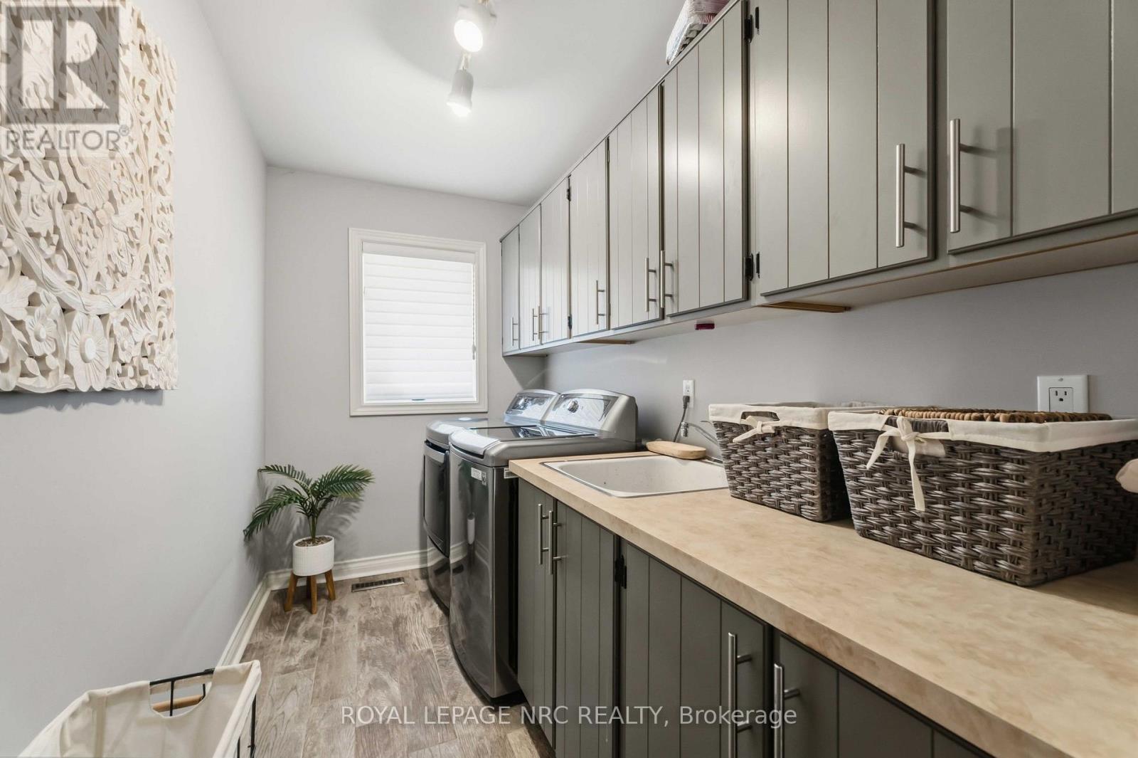 42 Foresthill Crescent, Pelham, Ontario  L3E 0C4 - Photo 24 - X13838392