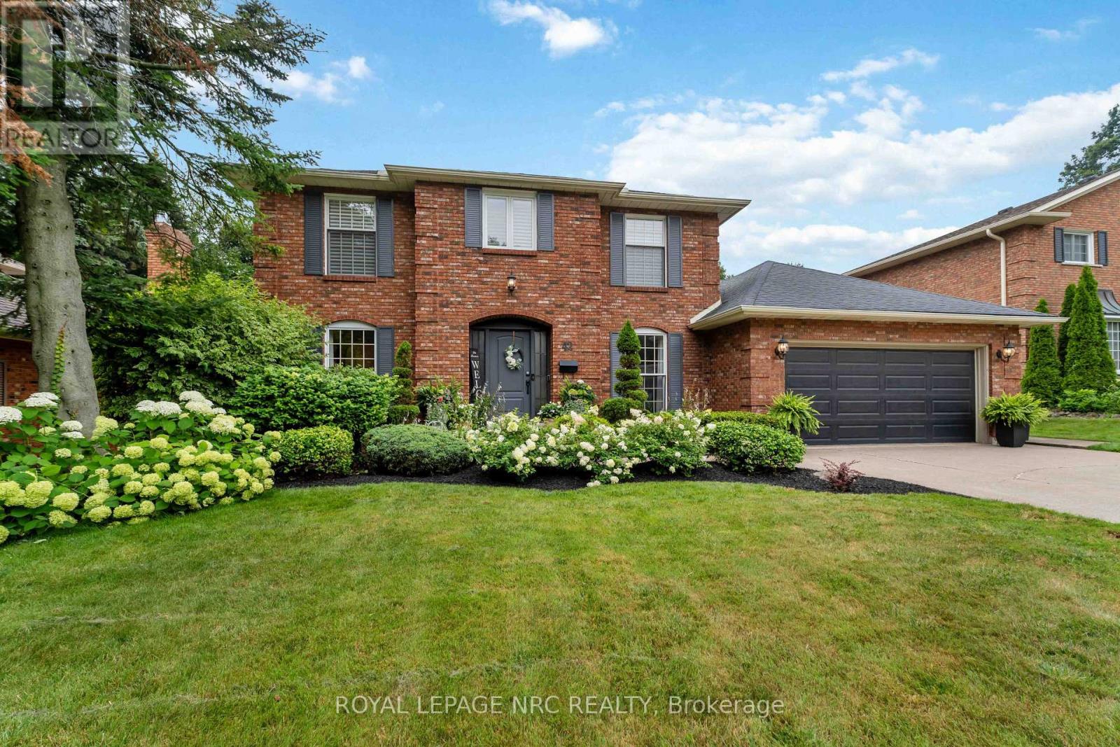 42 Foresthill Crescent, Pelham, Ontario  L3E 0C4 - Photo 3 - X13838392