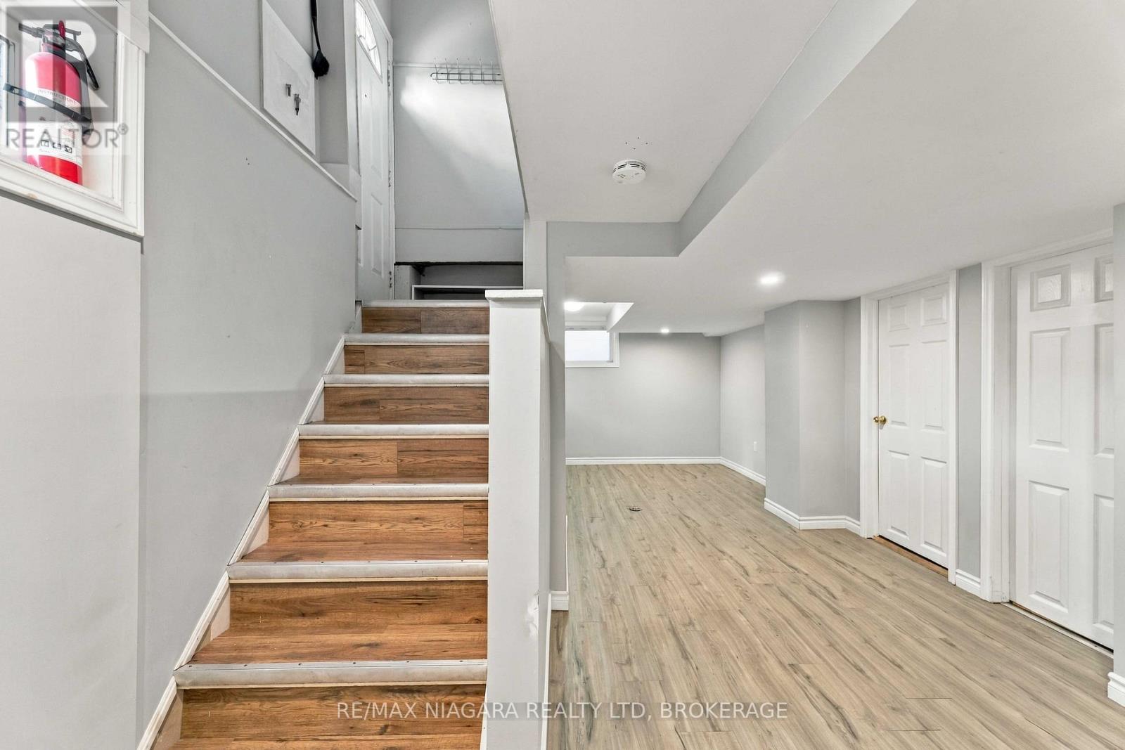 29 Glengarry Road, St. Catharines, Ontario  L2T 2T9 - Photo 18 - X13839456