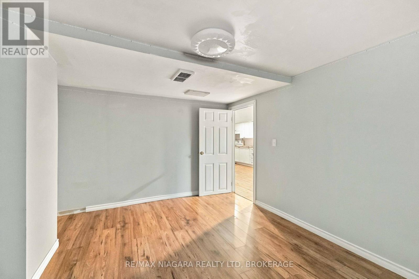 29 Glengarry Road, St. Catharines, Ontario  L2T 2T9 - Photo 25 - X13839456