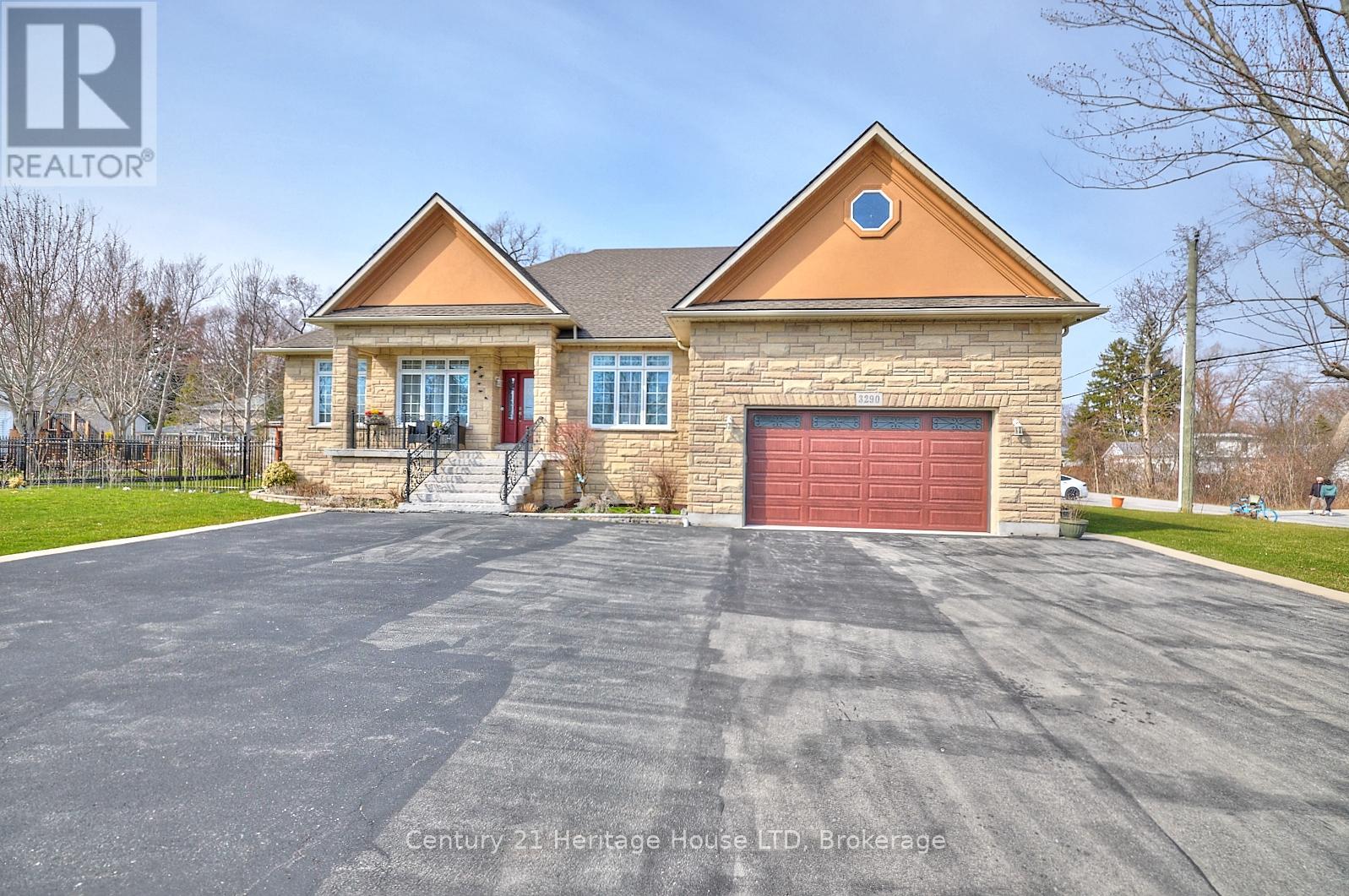 3290 EVADERE AVENUE, Fort Erie, Ontario