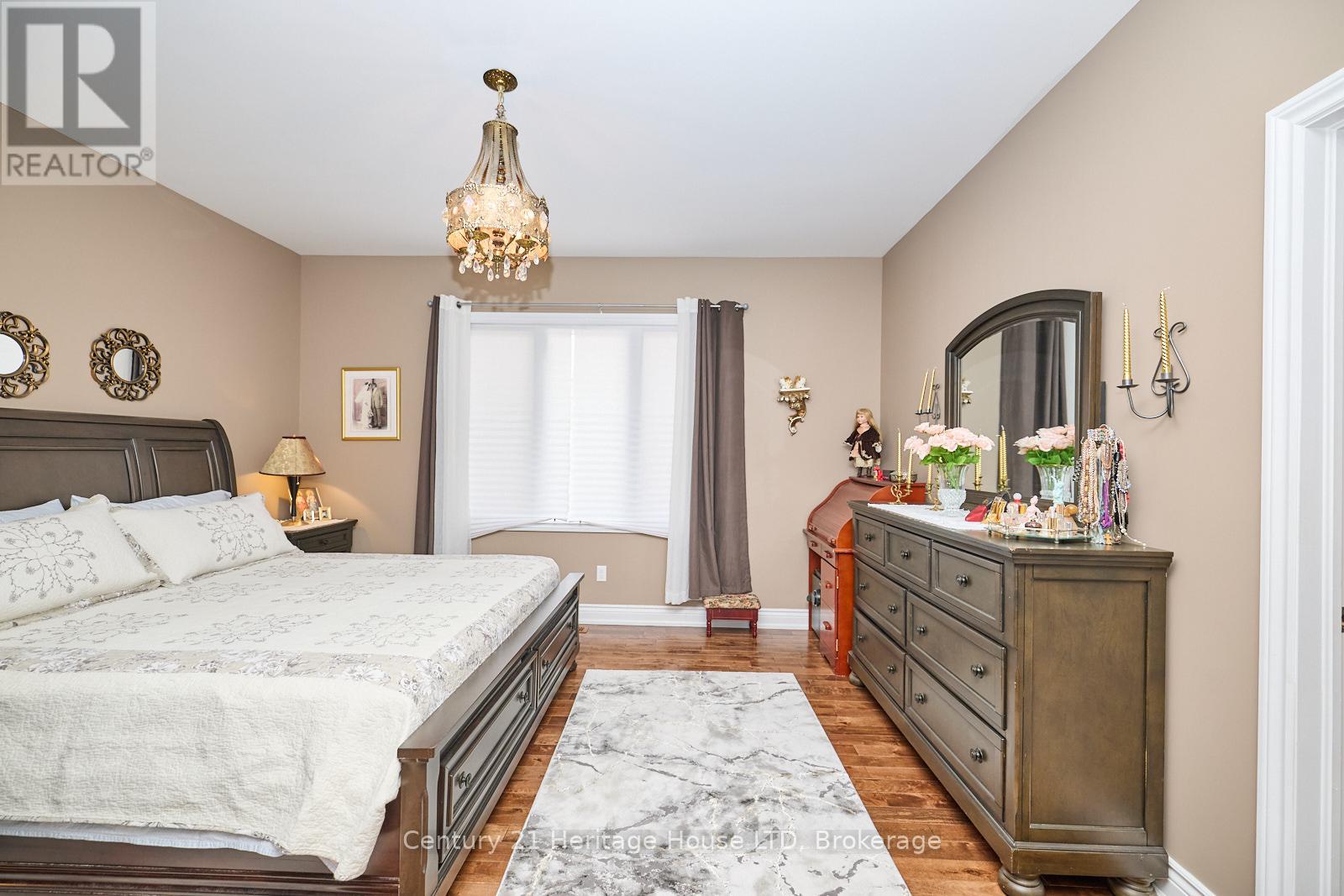 3290 Evadere Avenue, Fort Erie, Ontario  L0S 1N0 - Photo 12 - X13839730