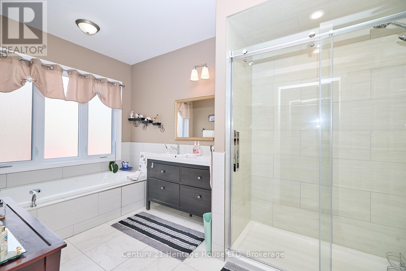 3290 Evadere Avenue, Fort Erie, Ontario  L0S 1N0 - Photo 20 - X13839730