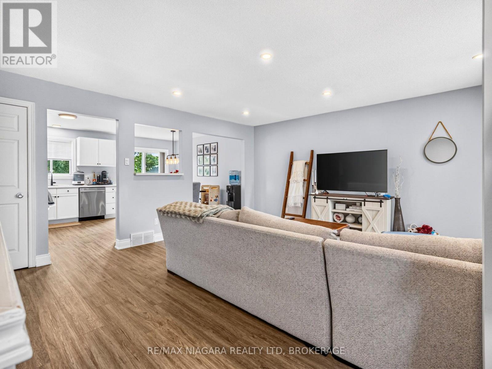 936 Colette Road, Fort Erie, Ontario  L2A 6G7 - Photo 12 - X13840044
