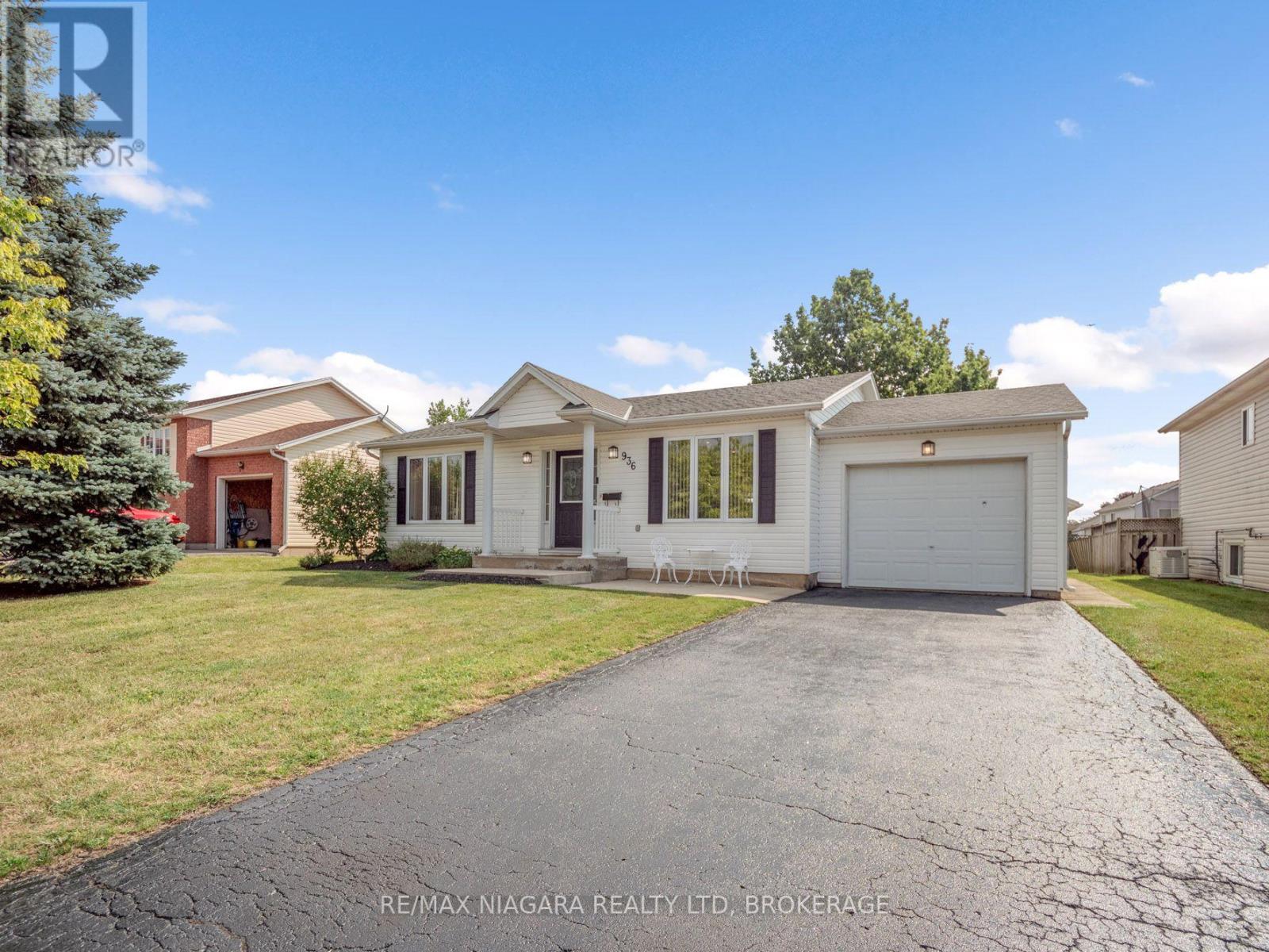 936 Colette Road, Fort Erie, Ontario  L2A 6G7 - Photo 3 - X13840044