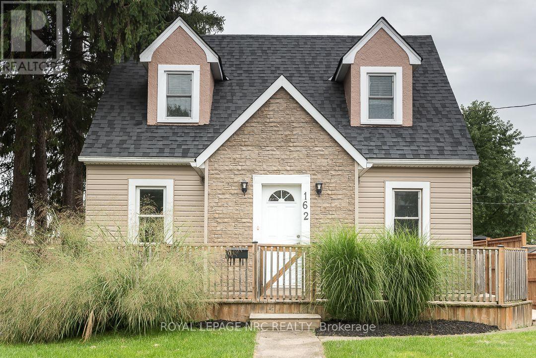 162 Aqueduct Street, Welland, Ontario  L3C 1C4 - Photo 2 - X13840290