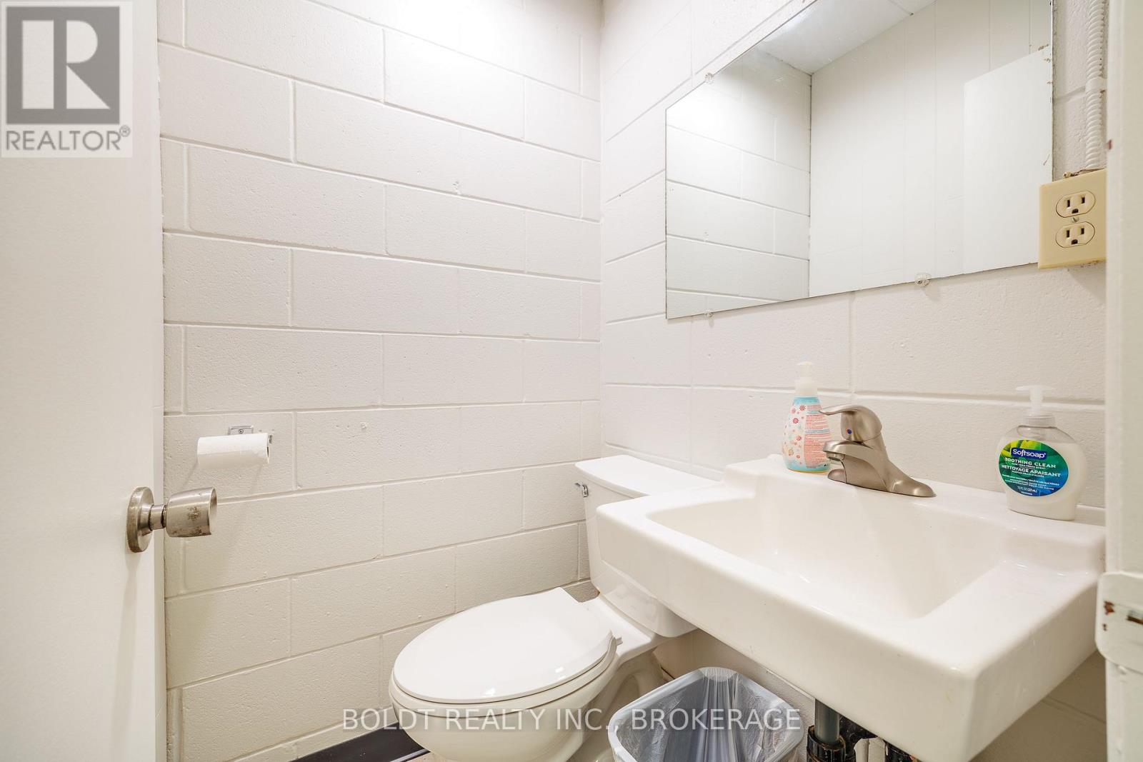 13-15 Secord Drive, St. Catharines, Ontario  L2N 1K9 - Photo 25 - X13841062