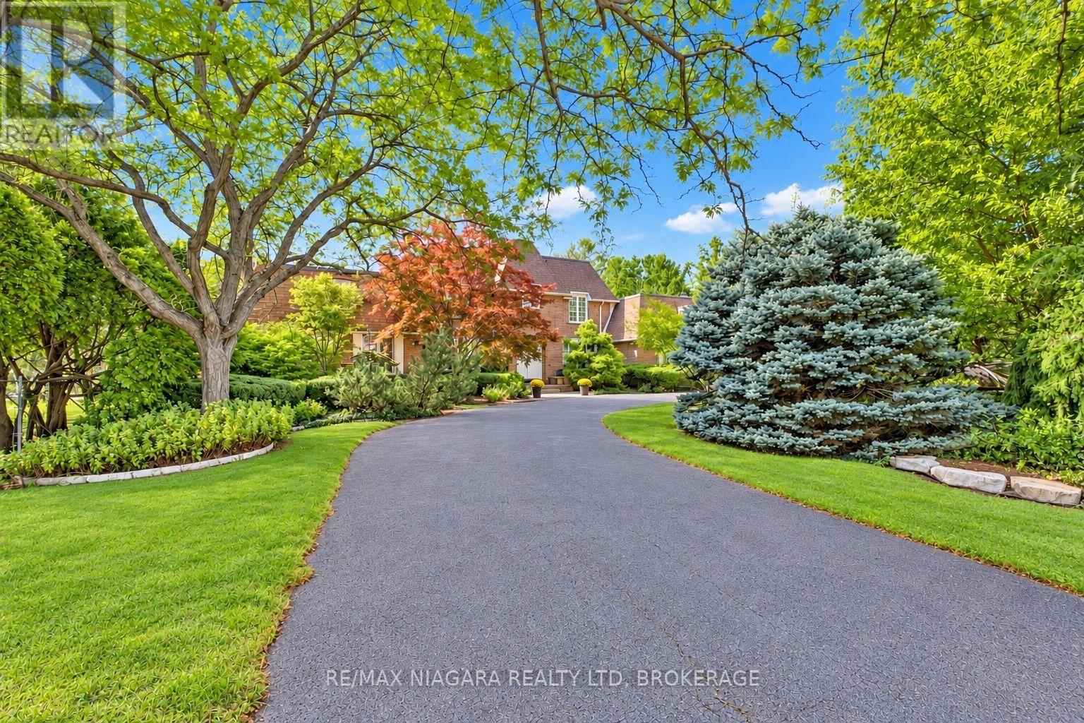 1302 Four Mile Creek Road, Niagara-On-The-Lake, Ontario  L0S 1J0 - Photo 2 - X13841658