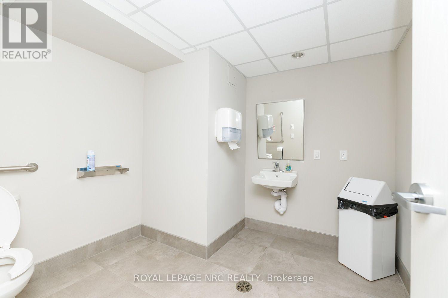 307 - 118 Summersides Boulevard, Pelham, Ontario  L3E 0C1 - Photo 34 - X13841802