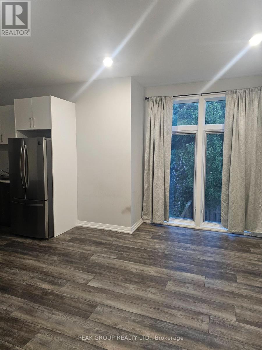 5932 Dorchester Road W, Niagara Falls, Ontario  L2G 5S9 - Photo 2 - X13842106