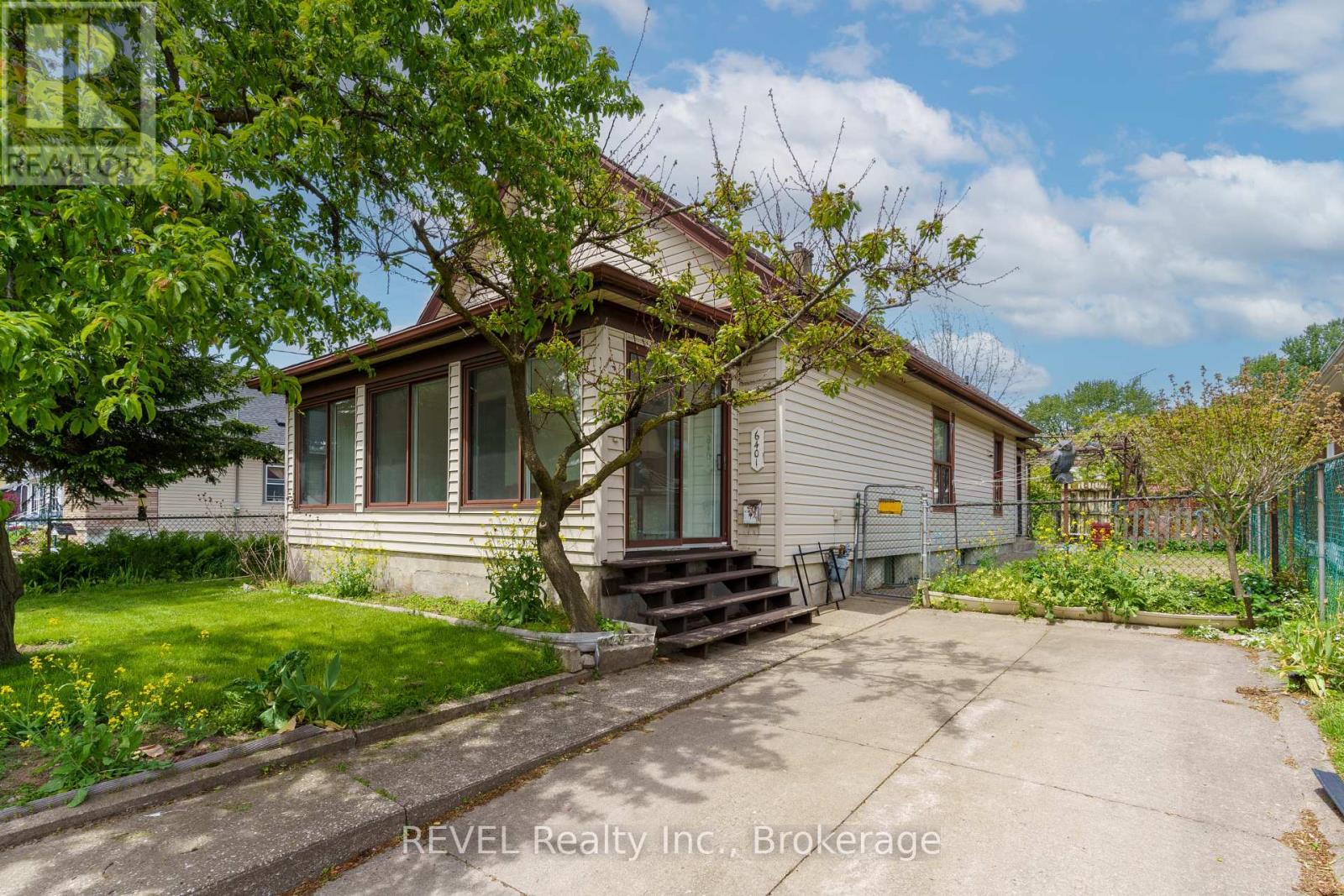 6401 TAYLOR STREET, Niagara Falls, Ontario