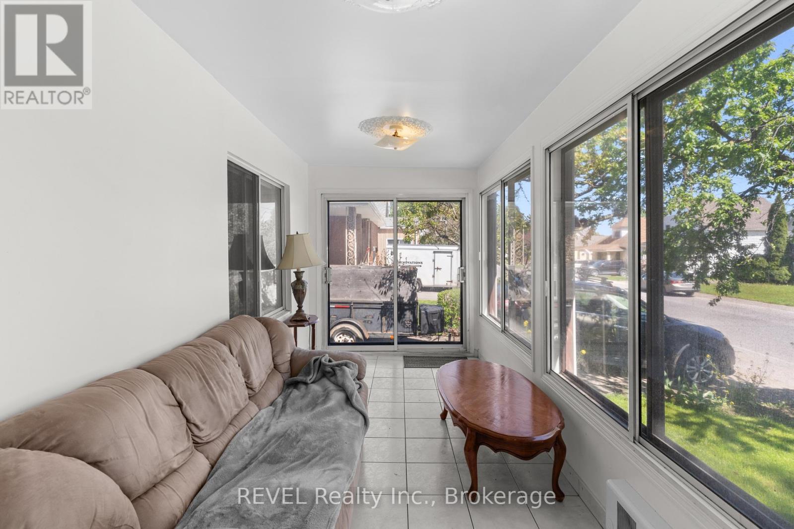 6401 Taylor Street, Niagara Falls, Ontario  L2G 2E9 - Photo 4 - X13843230