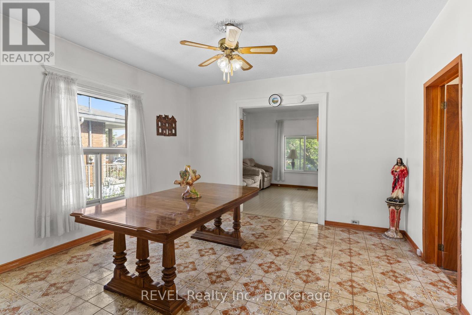 6401 Taylor Street, Niagara Falls, Ontario  L2G 2E9 - Photo 9 - X13843230