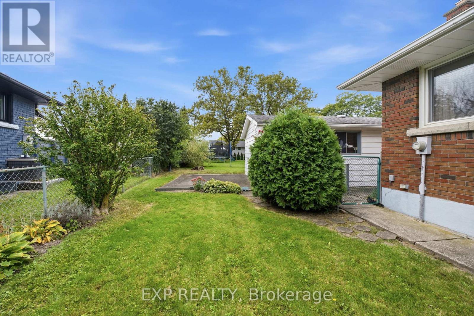 2 Glengrove Circle, St. Catharines, Ontario  L2T 2Y9 - Photo 37 - X13843370