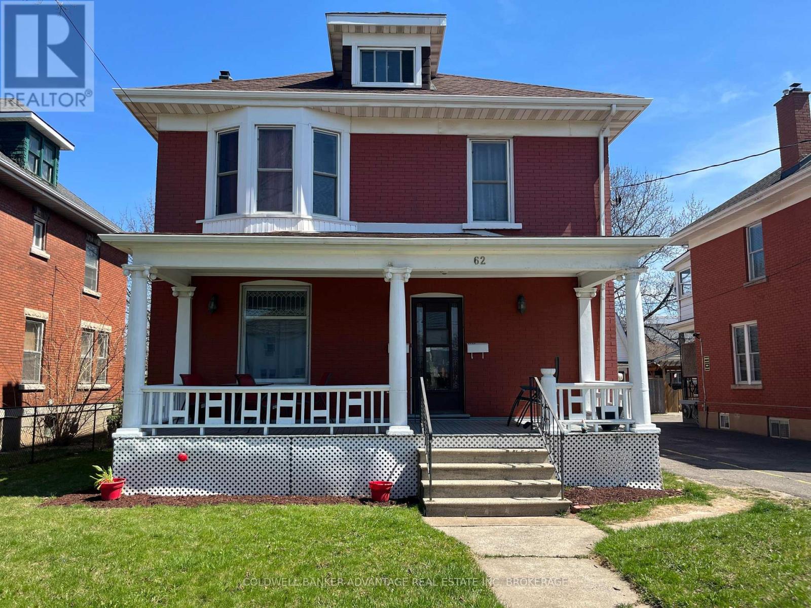 62 BURGAR STREET, Welland, Ontario