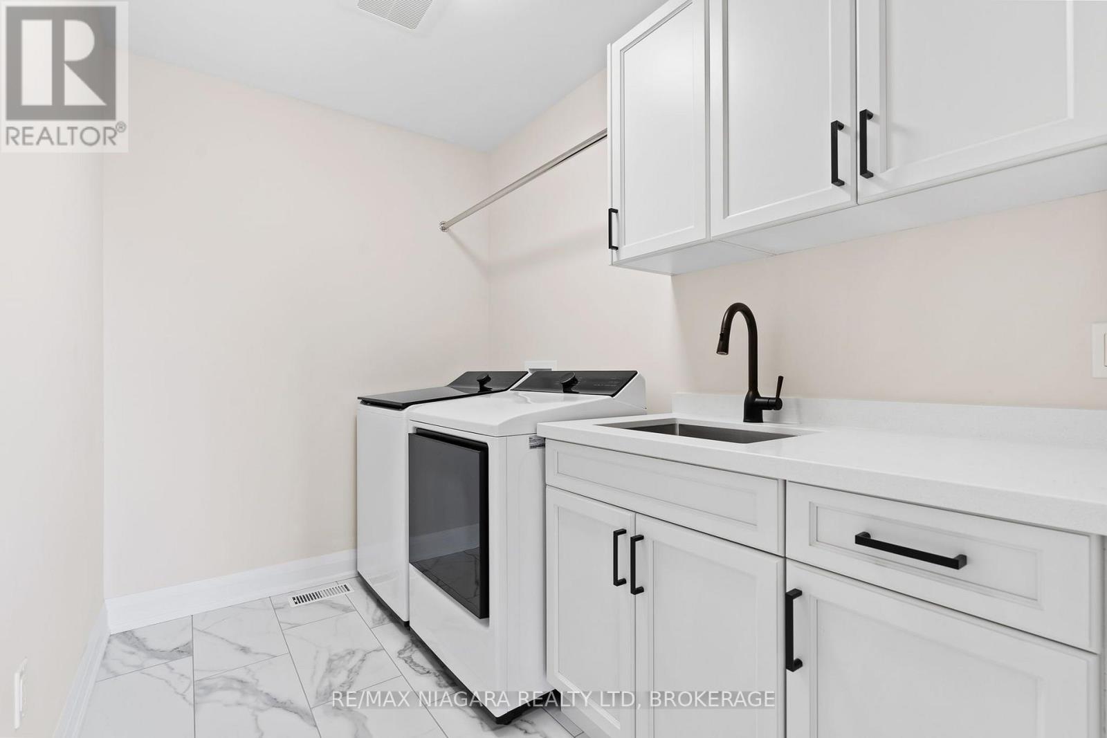 63 Swan Avenue, Pelham, Ontario  L3E 0B1 - Photo 21 - X13843632