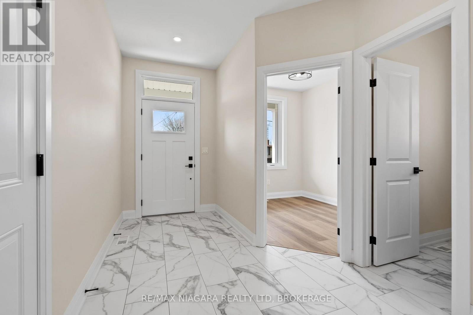 63 Swan Avenue, Pelham, Ontario  L3E 0B1 - Photo 6 - X13843632