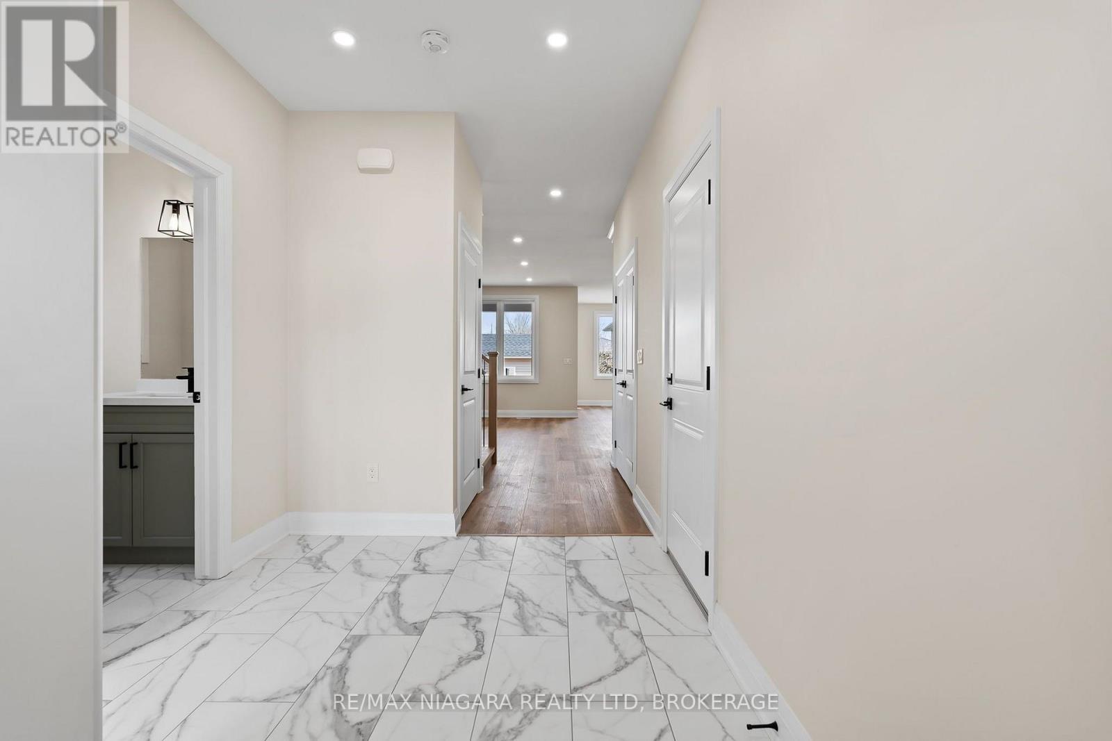 63 Swan Avenue, Pelham, Ontario  L3E 0B1 - Photo 7 - X13843632