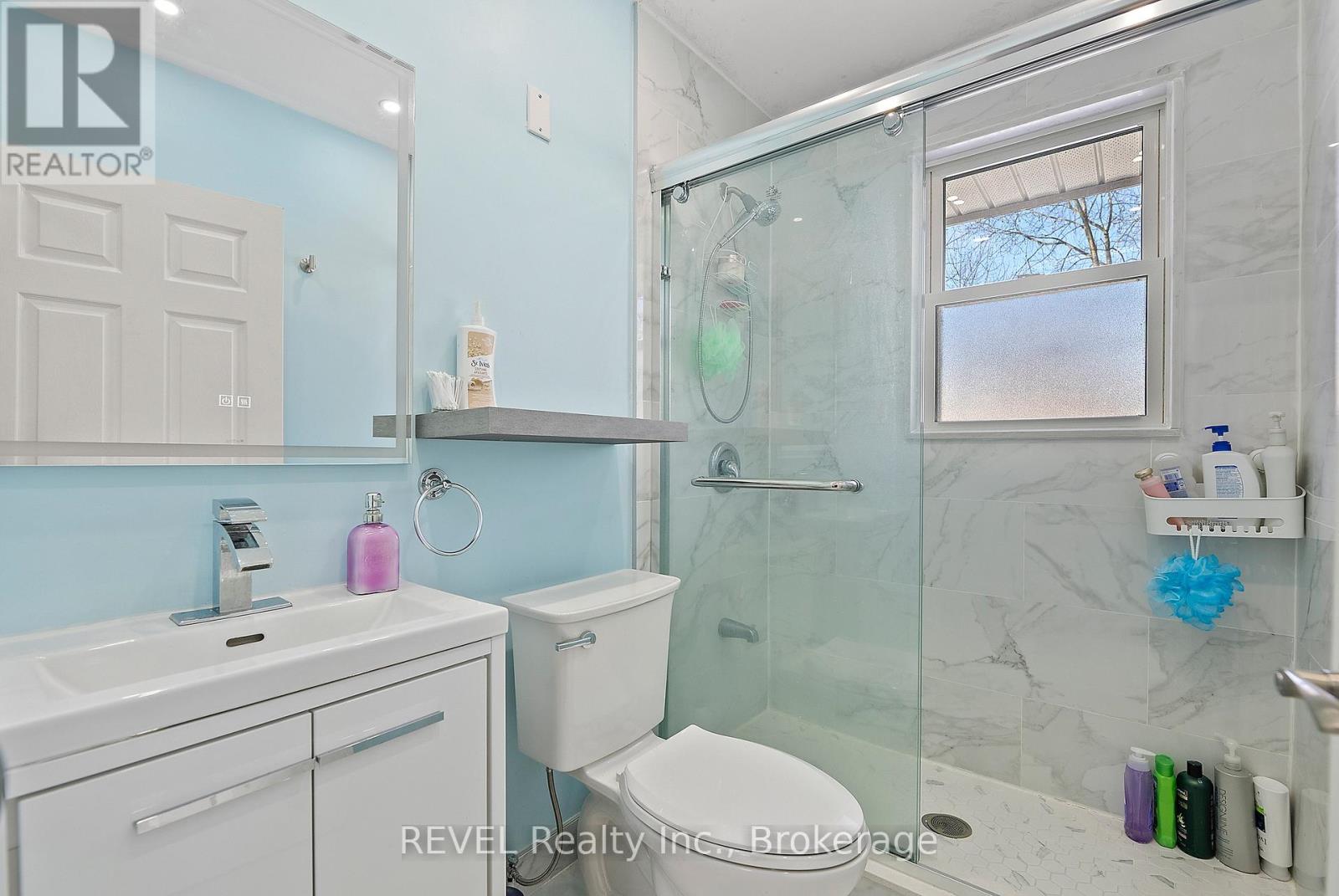 Upper Unit - 8327 Parkway Drive, Niagara Falls, Ontario  L2G 6W8 - Photo 14 - X13842292