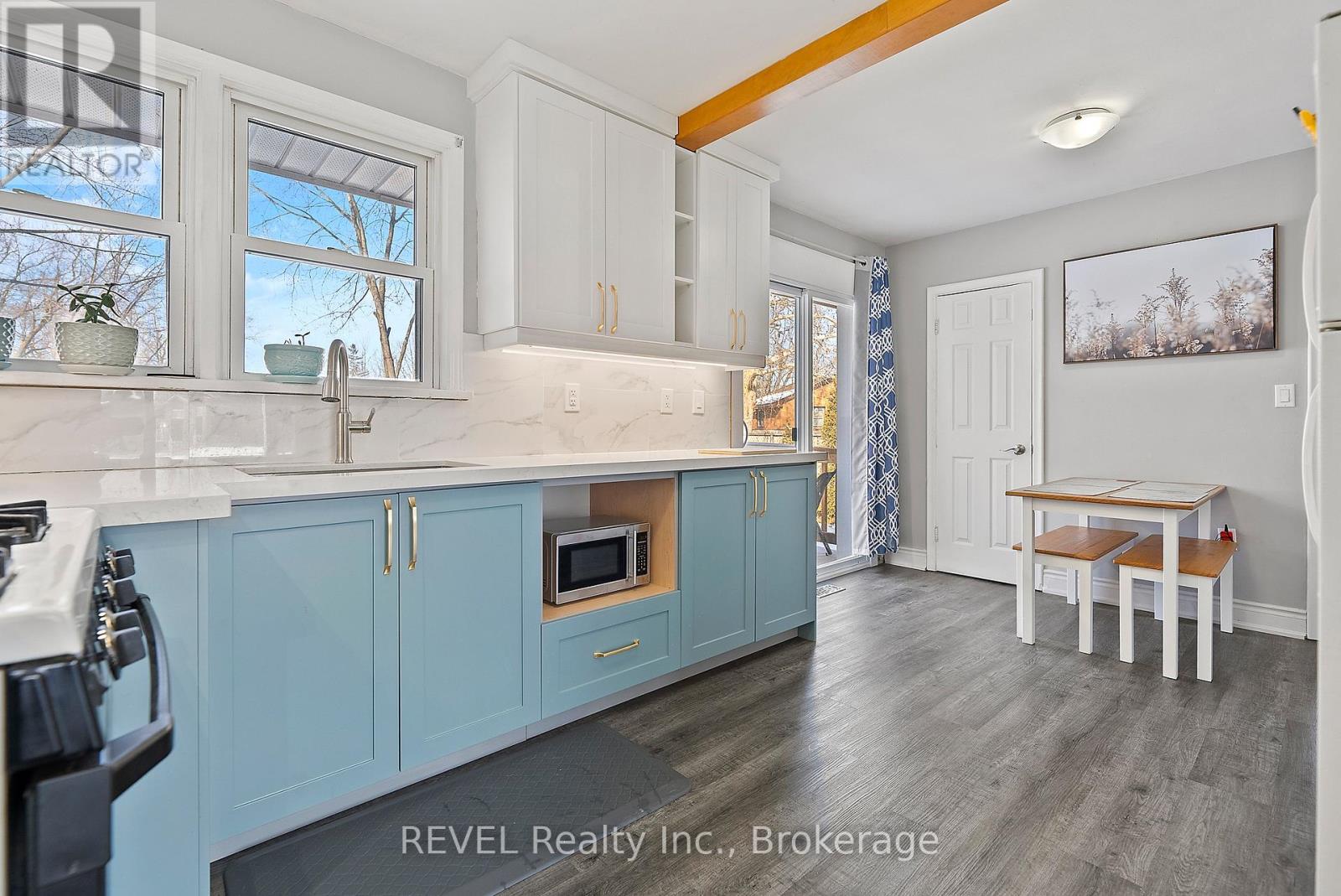 Upper Unit - 8327 Parkway Drive, Niagara Falls, Ontario  L2G 6W8 - Photo 8 - X13842292