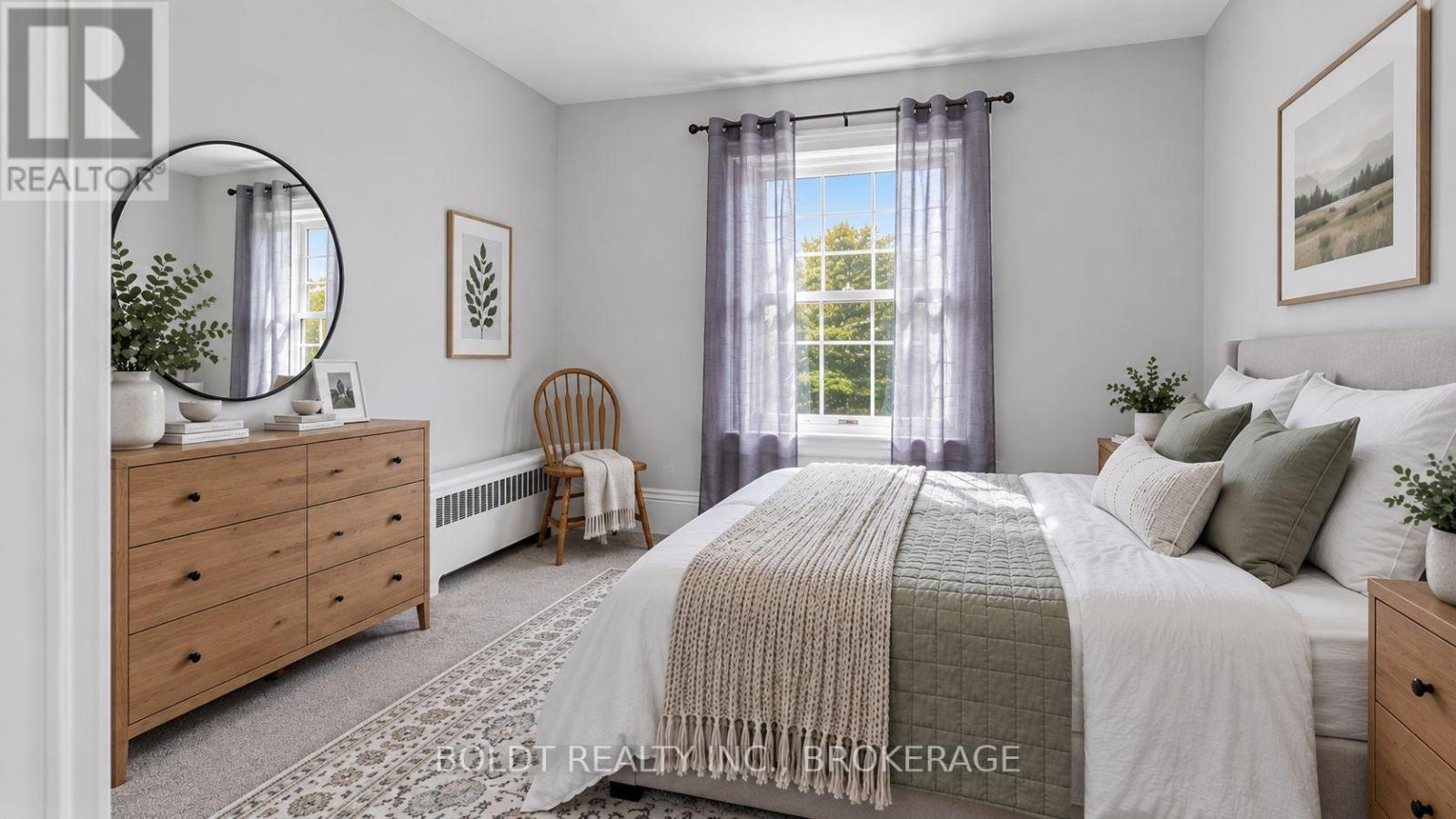 28 Chapel Street S, Thorold, Ontario  L2V 2C6 - Photo 32 - X13843826