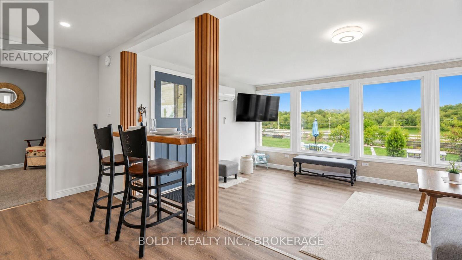 28 Chapel Street S, Thorold, Ontario  L2V 2C6 - Photo 4 - X13843826