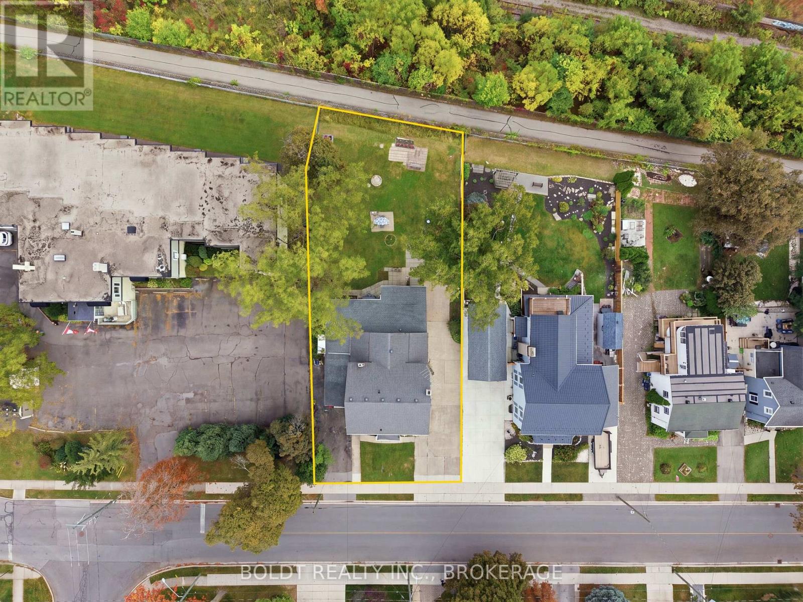 28 Chapel Street S, Thorold, Ontario  L2V 2C6 - Photo 44 - X13843826