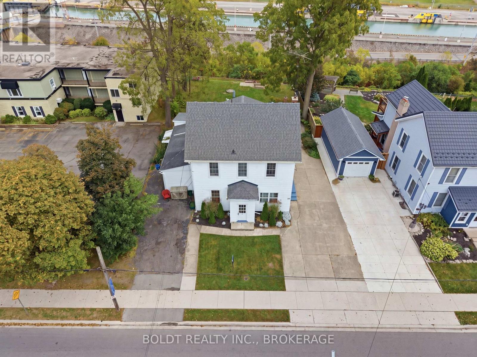 28 Chapel Street S, Thorold, Ontario  L2V 2C6 - Photo 45 - X13843826