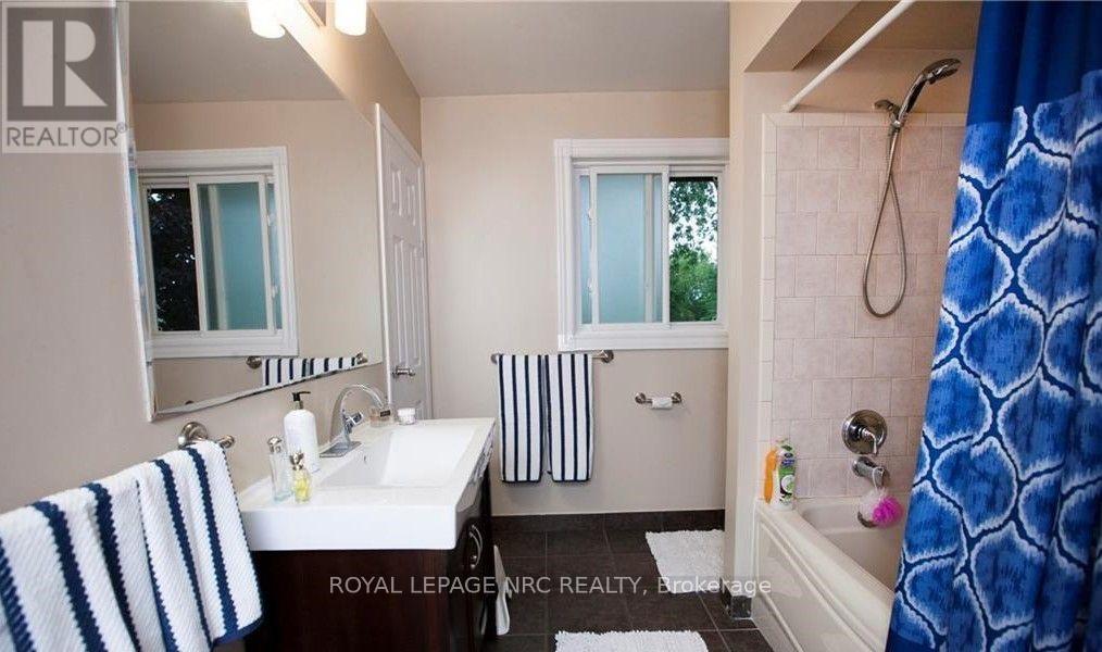 4823 Thirty Road N, Lincoln, Ontario  L3J 1W2 - Photo 13 - X13843908