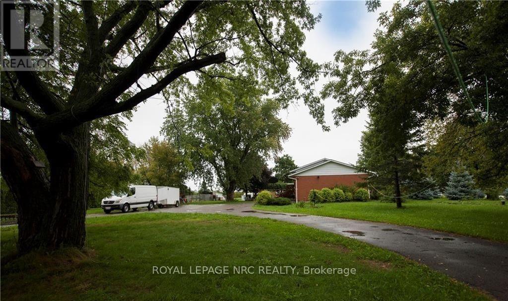 4823 Thirty Road N, Lincoln, Ontario  L3J 1W2 - Photo 2 - X13843908